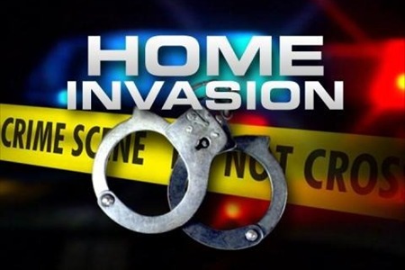 Home invasion robbery leaves two people shot in Snelling