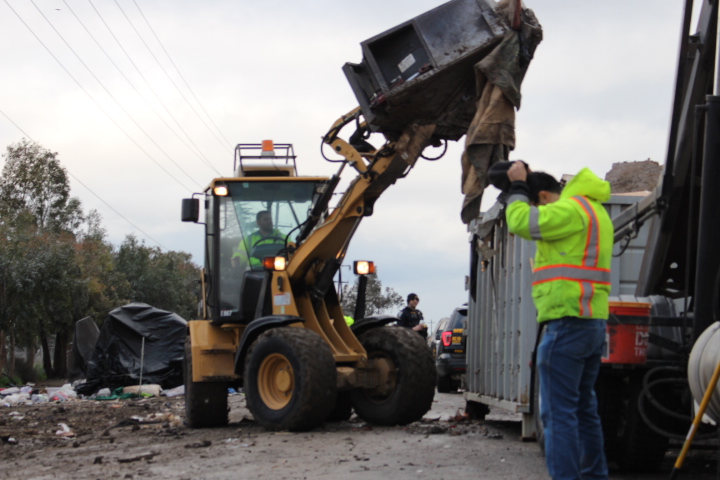 Merced cleans up homeless encampment