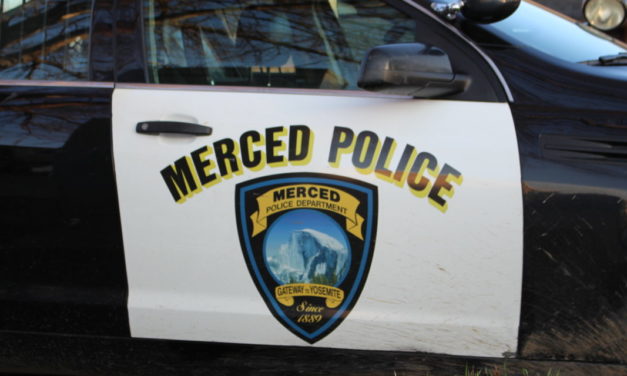 Bicyclist struck by vehicle in Merced