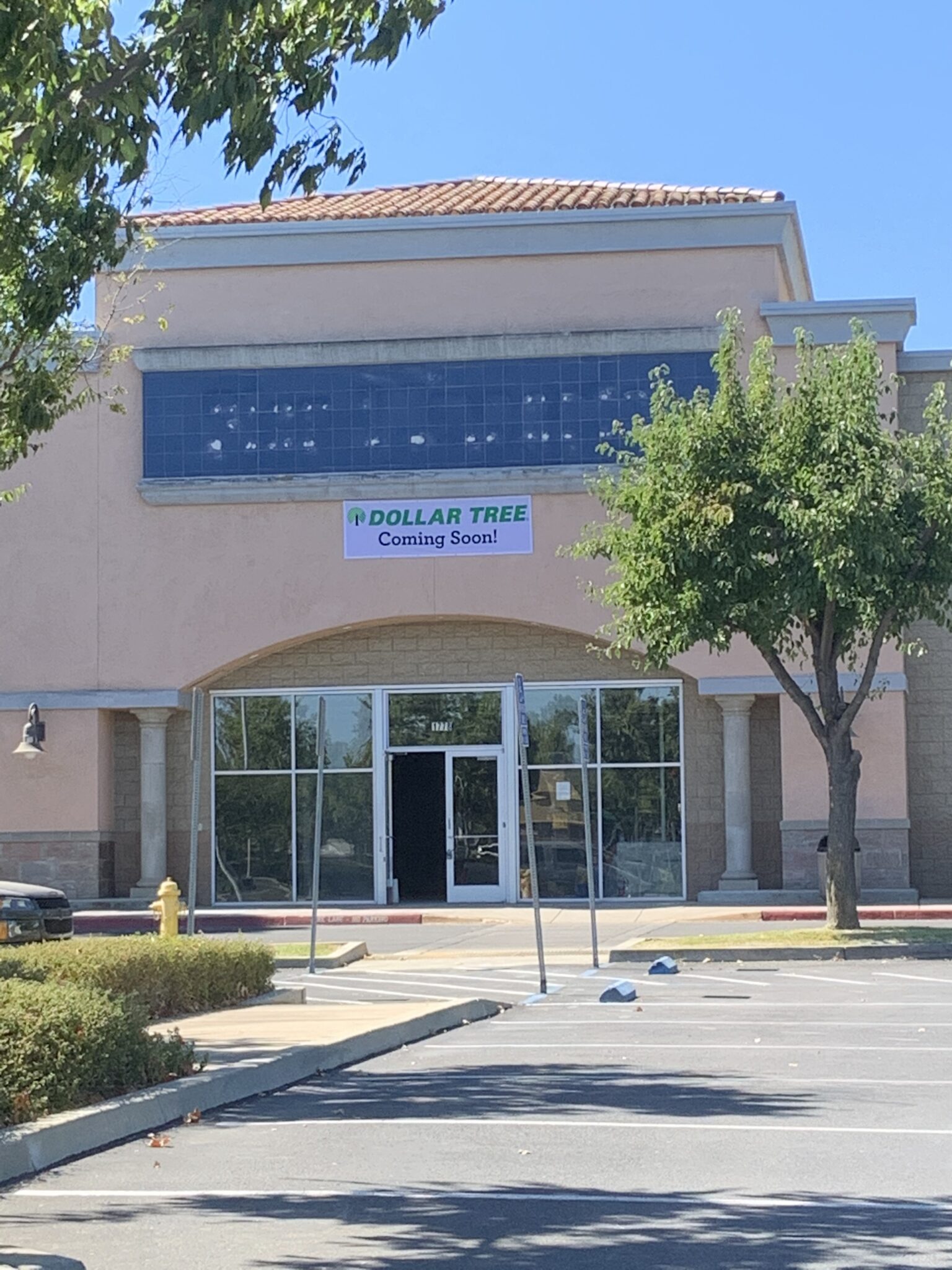 Familiar business coming to former Pier 1 Imports building in Merced