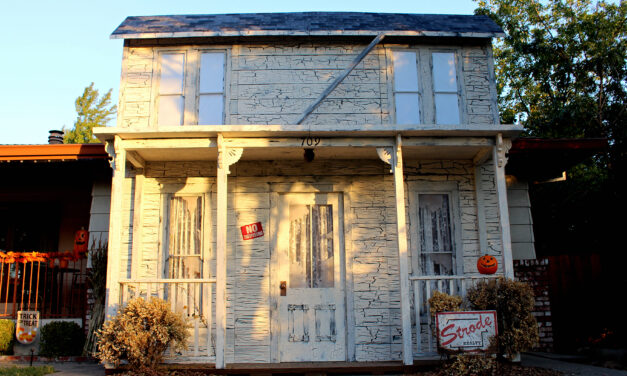 Married couple builds Michael Myers house display in Atwater