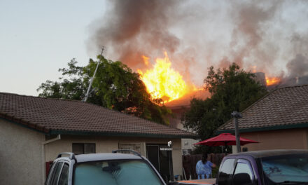Fire engulfs apartment complex in Atwater